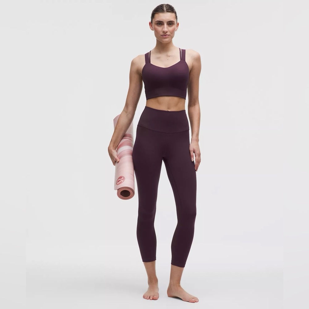 lululemon 25 inch Black Plum Size 2
